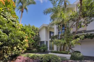20103 NE 19th Pl, Miami, FL 33179, Sold 01/10/20