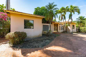 7500 Center Bay Dr, North Bay Village, FL 33141, Sold 10/02/20