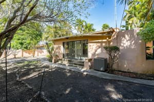 7500 Center Bay Dr, North Bay Village, FL 33141, Sold 10/02/20