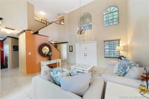 390 SW 203rd Ave, Pembroke Pines, FL 33029, Sold 05/14/19