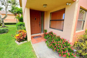 11297 SW 11 St, Pembroke Pines, FL 33025, Sold 05/23/19
