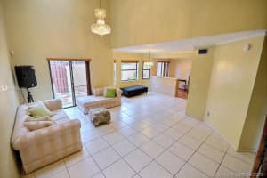 11297 SW 11 St, Pembroke Pines, FL 33025, Sold 05/23/19