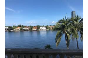 19925 NE 39th Pl, Miami, FL 33180, Sold 02/26/20