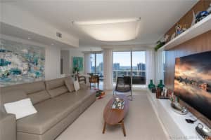 19333 Collins Ave, Sunny Isles Beach, FL 33160, Sold 09/10/19