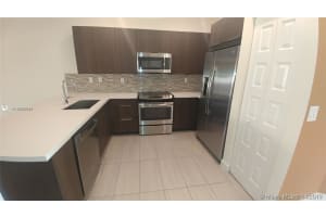 10303 NW 89th Terrace, Doral, FL 33178, Sold 05/17/19