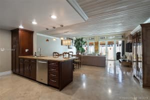 8616 SW 79th Pl, Miami, FL 33143, Sold 06/03/19