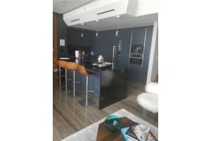92 SW 3rd St, Miami, FL 33130, Sold 06/08/23