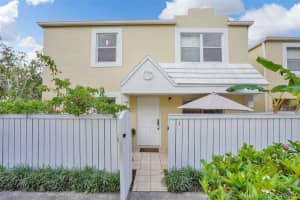 6800 SW 45th Ln, Miami, FL 33155, Sold 05/31/19