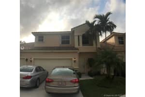 872 NW 130th Ave, Pembroke Pines, FL 33028, Sold 06/28/19