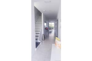 209 Las Brisas Cir, Weston, FL 33326, Sold 05/30/19
