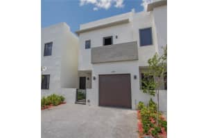 456 SW 91st Ave, Miami, FL 33174, Sold 06/11/19