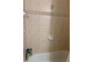 9340 Fontainebleau Blvd, Miami, FL 33172, Sold 02/27/20