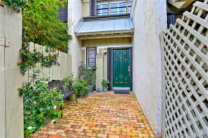 5163 SW 71st Pl, Miami, FL 33155, Sold 11/15/19