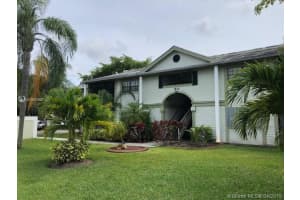 811 NE 199th St, Miami, FL 33179, Sold 10/16/19