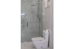 17971 NW 87th Ct, Hialeah, FL 33018, Sold 11/25/19