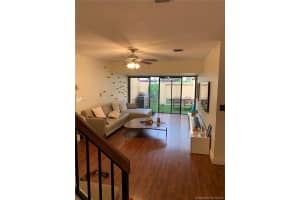 20945 Bay Ct, Miami, FL 33180, Sold 06/26/20