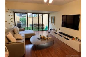 20945 Bay Ct, Miami, FL 33180, Sold 06/26/20