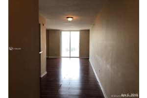 900 SW 8th St #500, Miami, FL 33130, Sold 05/30/19