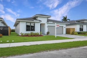 2885 SE 3rd St, Homestead, FL 33033, Sold 10/10/19