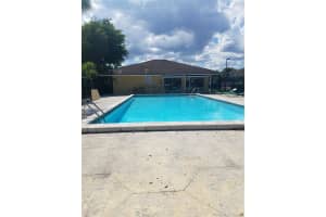 15609 SW 73rd Cir Terrace, Miami, FL 33193, Sold 05/13/19