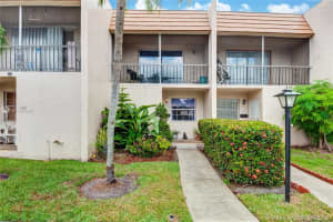 1333 N 15th Ave, Hollywood, FL 33020, Sold 07/17/19