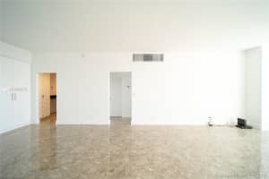 5005 Collins Ave, Miami Beach, FL 33140, Sold 12/18/19