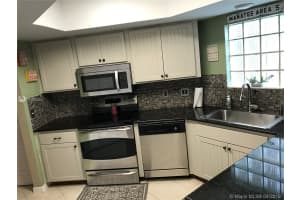 150 Weybridge Cir, Royal Palm Beach, FL 33411, Sold 10/21/19