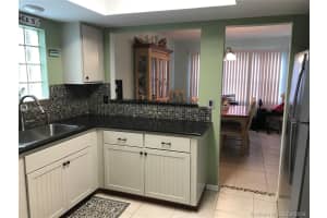 150 Weybridge Cir, Royal Palm Beach, FL 33411, Sold 10/21/19