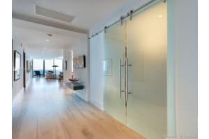 17475 Collins Ave, Sunny Isles Beach, FL 33160, Sold 06/13/19