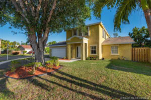 9591 NW 52nd St, Sunrise, FL 33351, Sold 06/05/19