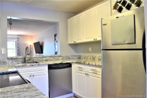 9488 Palm Cir S, Pembroke Pines, FL 33025, Sold 05/29/19