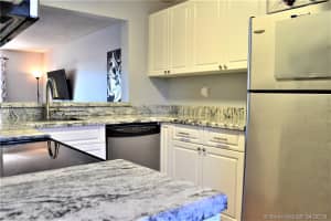 9488 Palm Cir S, Pembroke Pines, FL 33025, Sold 05/29/19