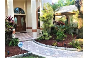 6871 NW 70th Pl, Parkland, FL 33067, Sold 08/31/20