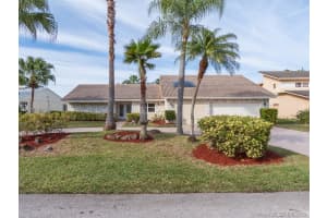 8615 Banyan Ct, Tamarac, FL 33321, Sold 07/19/19