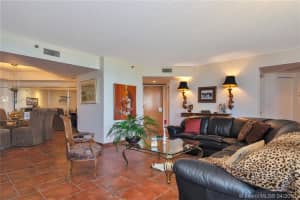 20185 E Country Club Dr, Aventura, FL 33180, Sold 07/08/19