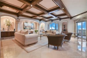 19925 NE 39th Pl, Miami, FL 33180, Sold 02/20/20