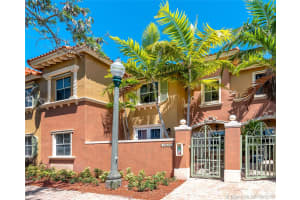 10594 SW 6th St, Pembroke Pines, FL 33025, Sold 09/12/19