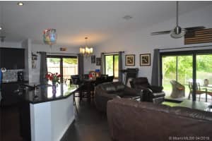 18741 NW 77th Ct, Hialeah, FL 33015, Sold 06/19/19