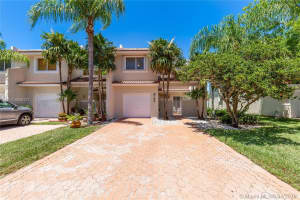 9765 NW 45th Ln, Doral, FL 33178, Sold 06/12/19