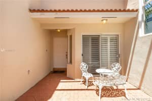 9765 NW 45th Ln, Doral, FL 33178, Sold 06/12/19