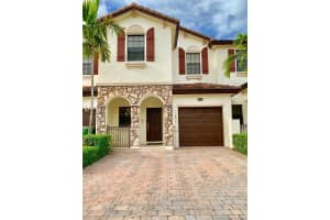 3717 NE 4th St, Homestead, FL 33033, Sold 02/14/20