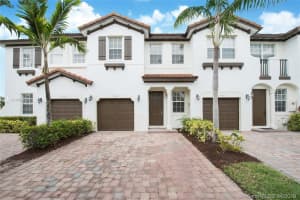 938 NE 29th Terrace, Homestead, FL 33033, Sold 06/04/19
