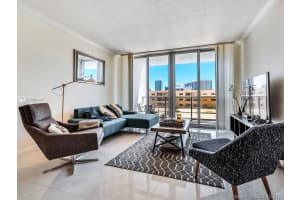401 69th St, Miami, FL 33141, Sold 11/21/19