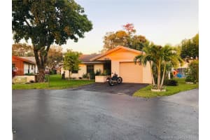2213 Nova Village Dr, Davie, FL 33317, Sold 07/30/19
