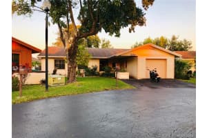 2213 Nova Village Dr, Davie, FL 33317, Sold 07/30/19