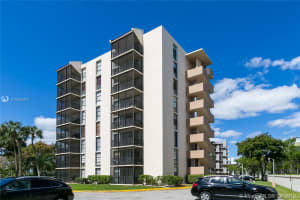 3101 N Country Club Dr, Aventura, FL 33180, Sold 06/14/19