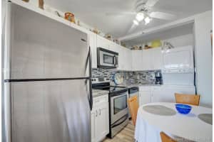 201 Van Buren St, Hollywood, FL 33019, Sold 08/12/19