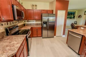 16464 SW 43rd St, Miami, FL 33185, Sold 10/10/19