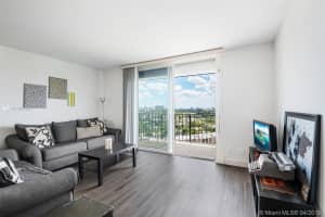 427 Golden Isles Dr #14a, Hallandale Beach, FL 33009, Sold 07/02/19
