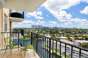 427 Golden Isles Dr #14a, Hallandale Beach, FL 33009, Sold 07/02/19